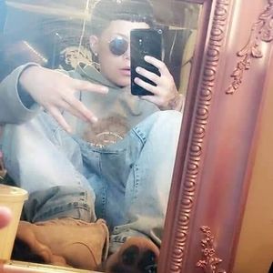 Meet your Posher, West